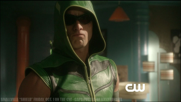 Smallville Season 10 Shield Keri Lynn Pratt Justin Hartley