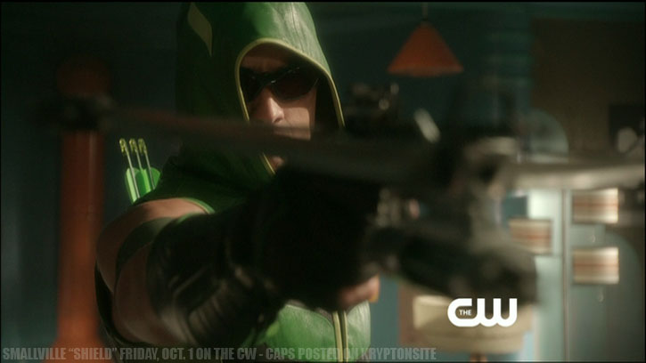 Smallville Season 10 Shield Keri Lynn Pratt Justin Hartley